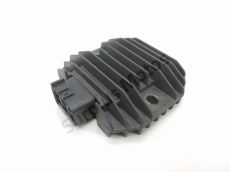 Regulateur de tension