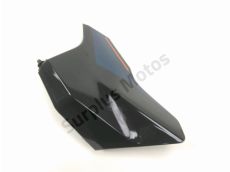 Cache lateral gauche