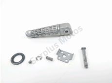 Repose pieds arriere droit