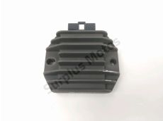 Regulateur de tension