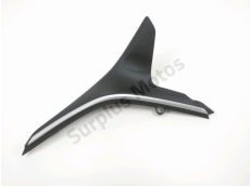 Cache lateral gauche