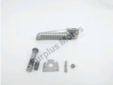 Repose pieds arriere gauche