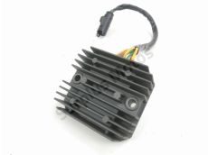 Regulateur de tension