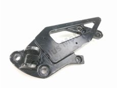 Platine avant droite