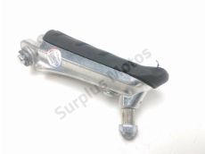 Repose pieds avant droit