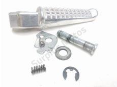 Repose pieds arriere droit