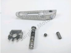 Repose pieds arriere gauche