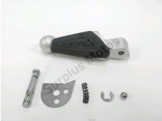 Repose pieds arriere droit