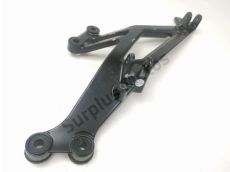 Platine avant gauche