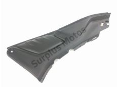 Cache lateral gauche