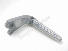 Platine et repose pieds arriere gauche