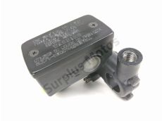 Maitre cylindre frein av complet