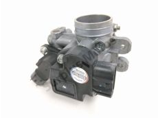 Corps d'injection droit