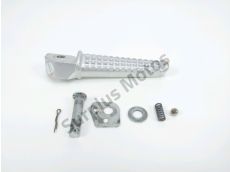 Repose pieds arriere droit