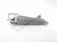 Repose pieds avant droit