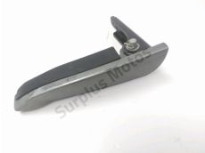 Repose pieds arriere droit