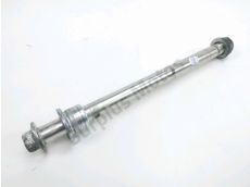 Axe de roue arriere