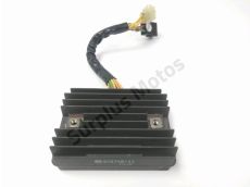 Regulateur de tension