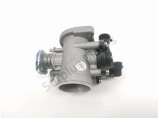 Corps d'injection droit