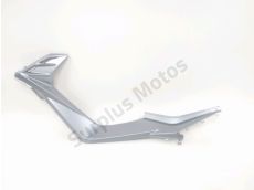 Cache lateral gauche