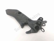 Platine avant droite