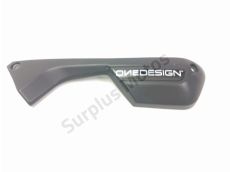 Flanc carenage droit