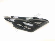 Carenage arriere droit