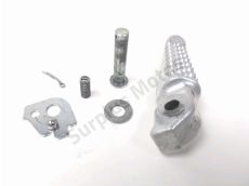 Repose pieds arriere droit