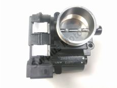 Corps d'injection gauche