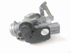 Corps d'injection droit