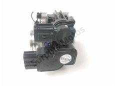 Corps d'injection droit