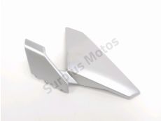 Flanc carenage droit