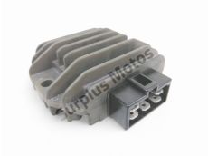 Regulateur de tension