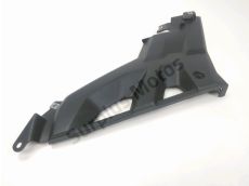 Cache lateral gauche