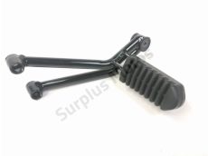 Platine et repose pieds arriere gauche