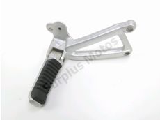 Platine et repose pieds arriere droit