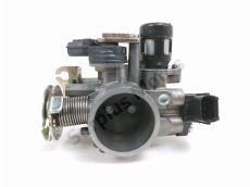 Corps d'injection droit