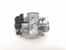 Corps d'injection droit
