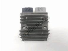 Regulateur de tension