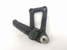 Platine et repose pieds arriere droit