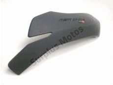 Carenage arriere droit