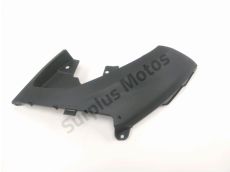 Cache lateral gauche