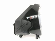 Carenage avant droit