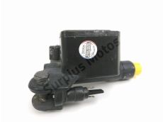 Maitre cylindre frein av complet