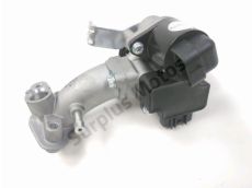 Corps d'injection droit