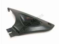 Cache lateral gauche