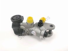 Maitre cylindre frein av complet