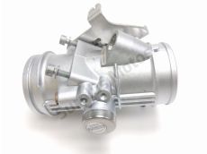 Corps d'injection droit