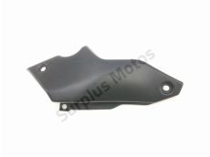 Cache lateral gauche