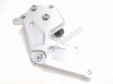 Platine avant droite